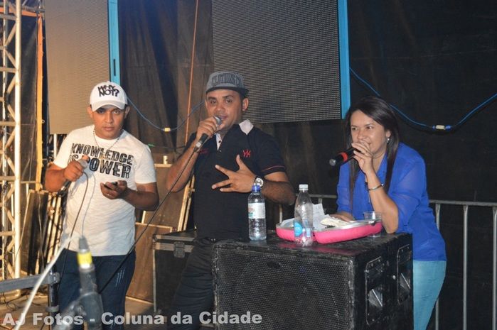 Praça fica super lotada na tradicional festa na ultima noite dos festejos - Imagem 15