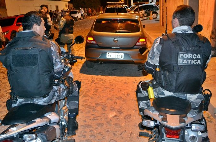 Carro roubado em Luzilândia-PI é recuperado pela PM de Parnaíba - Imagem 1