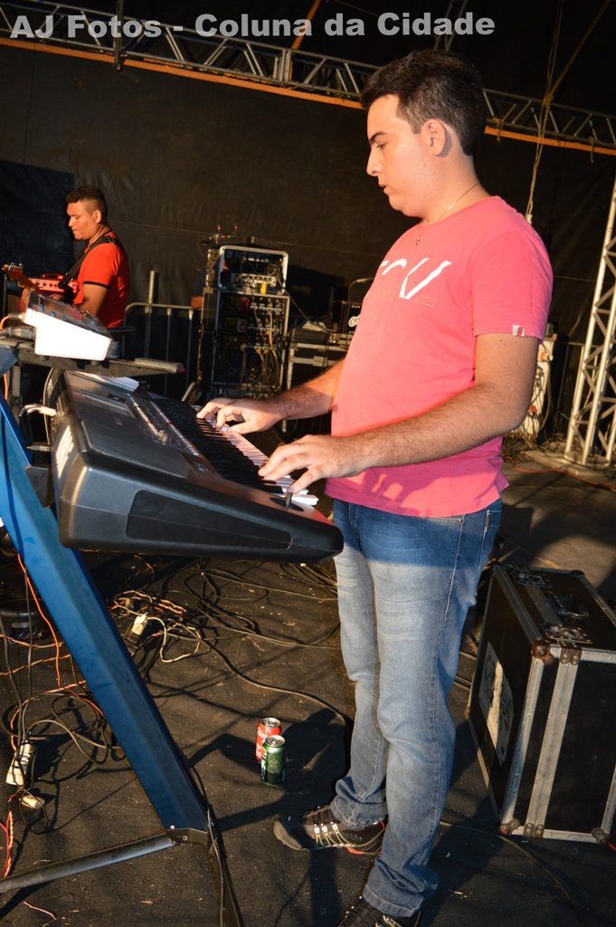 Praça fica super lotada na tradicional festa na ultima noite dos festejos - Imagem 22