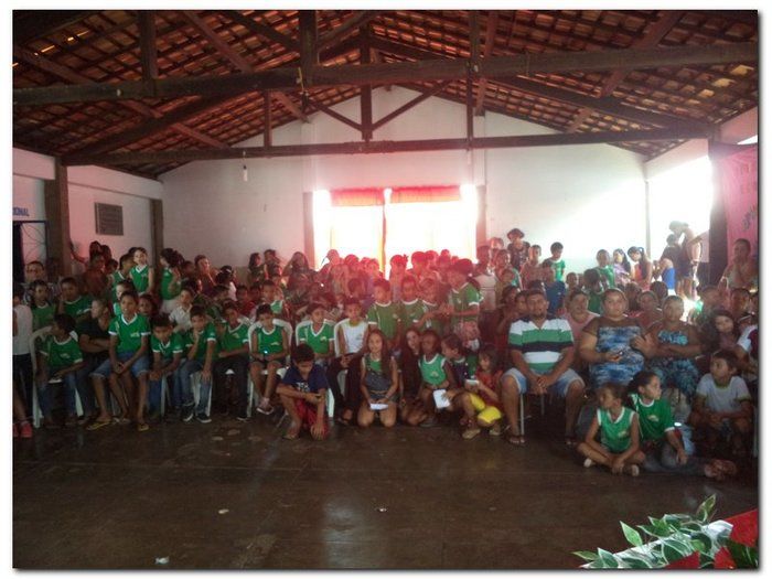 Escola Municipal Tia Neném Brito realiza V Feira de Ciências e Conhecimento - Imagem 19