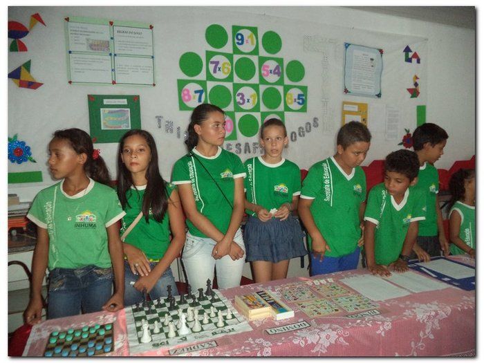Escola Municipal Tia Neném Brito realiza V Feira de Ciências e Conhecimento - Imagem 62