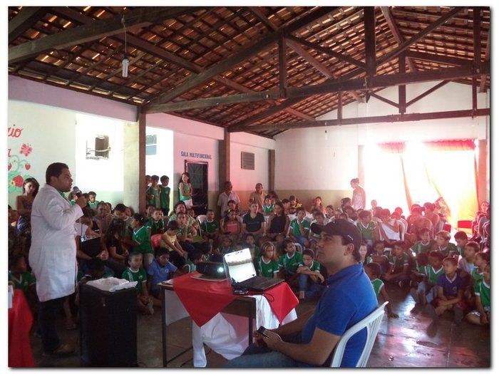 Escola Municipal Tia Neném Brito realiza V Feira de Ciências e Conhecimento - Imagem 38