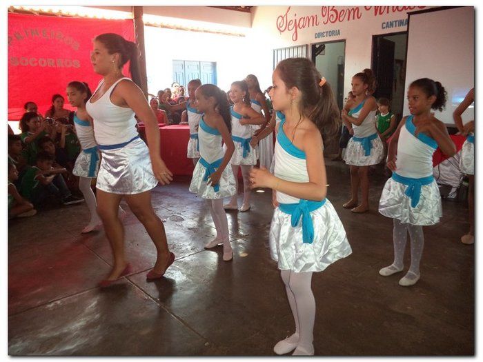 Escola Municipal Tia Neném Brito realiza V Feira de Ciências e Conhecimento - Imagem 22