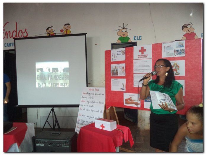 Escola Municipal Tia Neném Brito realiza V Feira de Ciências e Conhecimento - Imagem 1