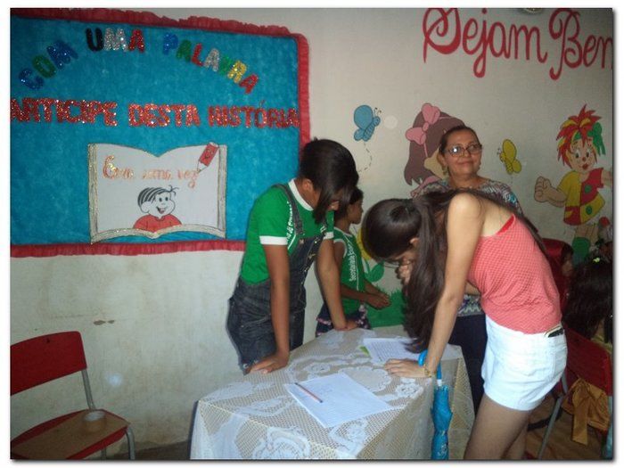 Escola Municipal Tia Neném Brito realiza V Feira de Ciências e Conhecimento - Imagem 71