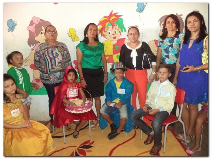 Escola Municipal Tia Neném Brito realiza V Feira de Ciências e Conhecimento - Imagem 68