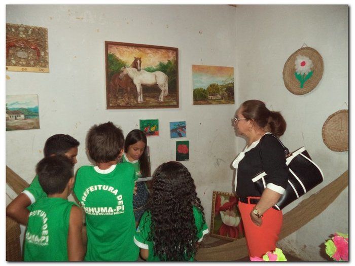 Escola Municipal Tia Neném Brito realiza V Feira de Ciências e Conhecimento - Imagem 47