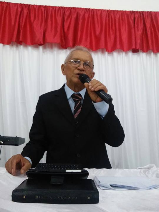 PREFEITO ZÉ RESENDE AO LADO DA PRIMEIRA DAMA EDNA RESENDE E O VICE-PREFEITO DOMIGUINHOS PRESTIGIAM INAUGURAÇÃO DO TEMPLO DA IGREJA O BRASIL PARA CRIST - Imagem 4