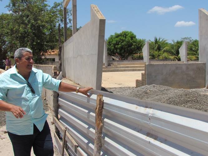 BOM EXEMPLO: MESMO COM PAÍS EM CRISE, PREFEITO ZÉ RESENDE TRANSFORMA BOA HORA EM CANTEIRO DE OBRAS - Imagem 10