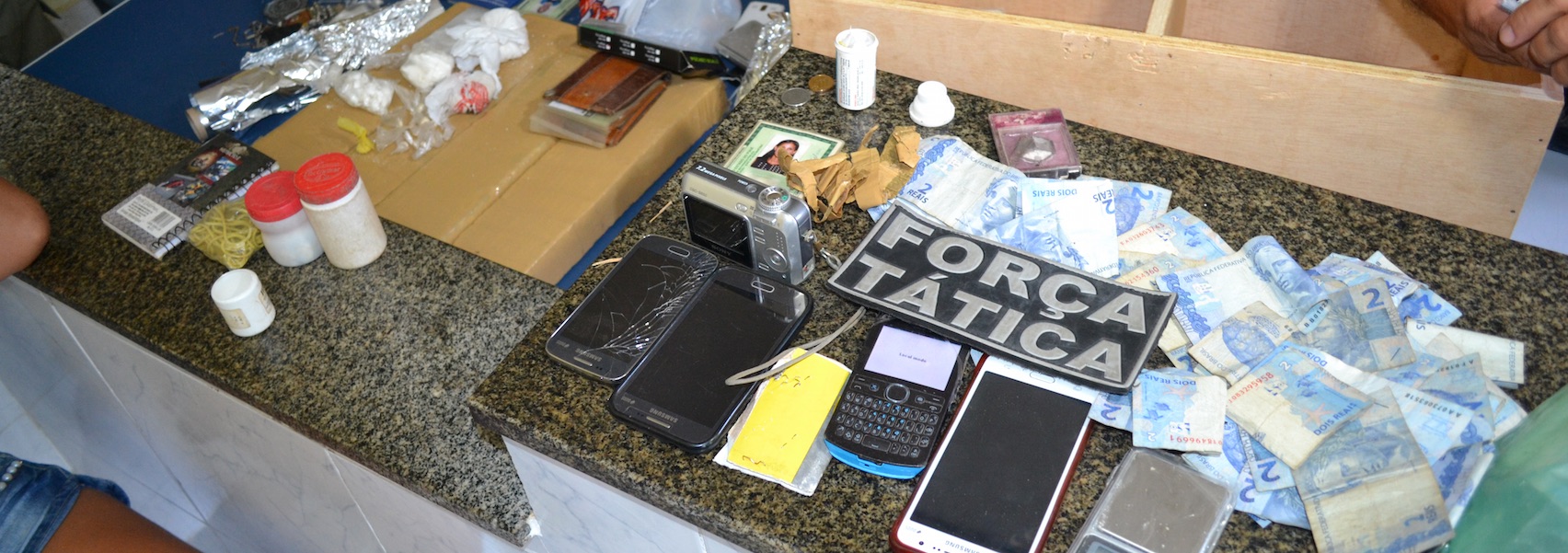 Operação da PM apreende maconha, cocaína e crack em Parnaíba