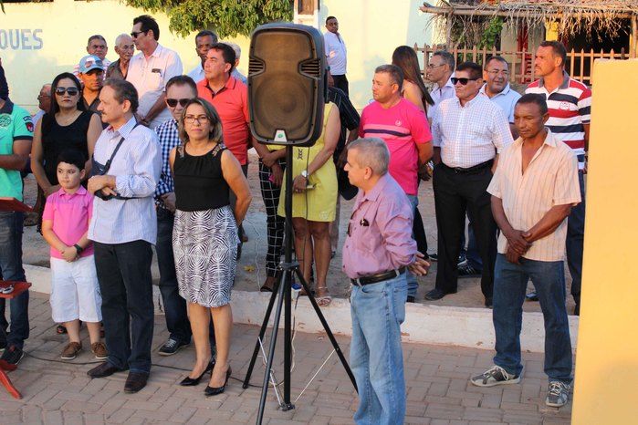 Praça “Ana Morais” é inaugurada no povoado Malhada Vermelha - Imagem 37
