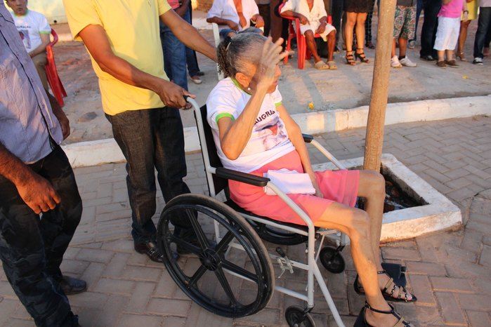 Praça “Ana Morais” é inaugurada no povoado Malhada Vermelha - Imagem 31