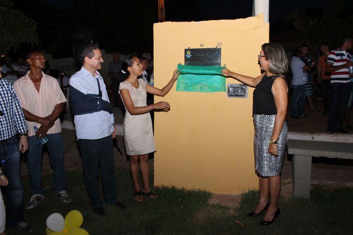 Praça “Ana Morais” é inaugurada no povoado Malhada Vermelha - Imagem 67