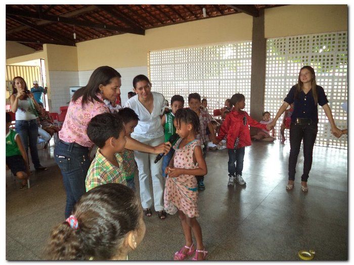 Escola João de Sousa Comemora o dia da Independência, do folclore e do estudante. - Imagem 38