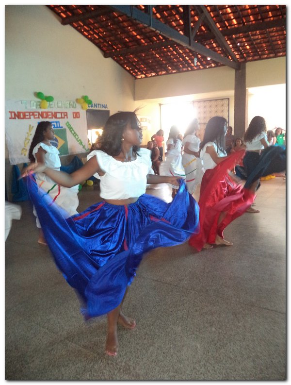 Escola João de Sousa Comemora o dia da Independência, do folclore e do estudante. - Imagem 120