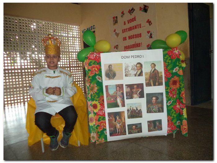 Escola João de Sousa Comemora o dia da Independência, do folclore e do estudante. - Imagem 51