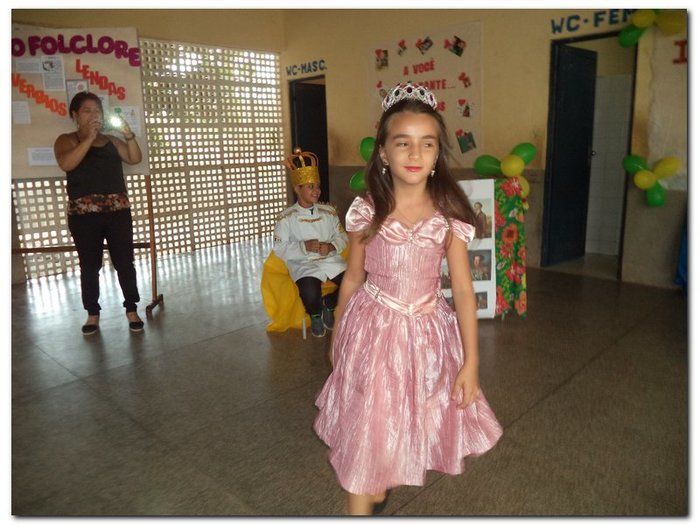 Escola João de Sousa Comemora o dia da Independência, do folclore e do estudante. - Imagem 52