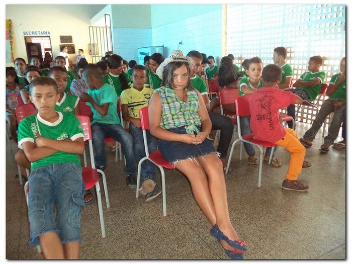 Escola João de Sousa Comemora o dia da Independência, do folclore e do estudante. - Imagem 77
