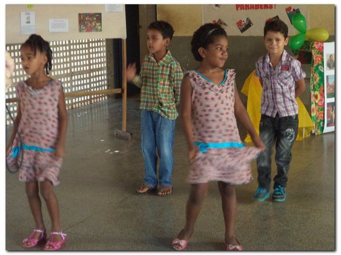 Escola João de Sousa Comemora o dia da Independência, do folclore e do estudante. - Imagem 23