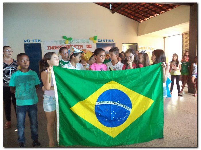 Escola João de Sousa Comemora o dia da Independência, do folclore e do estudante. - Imagem 92