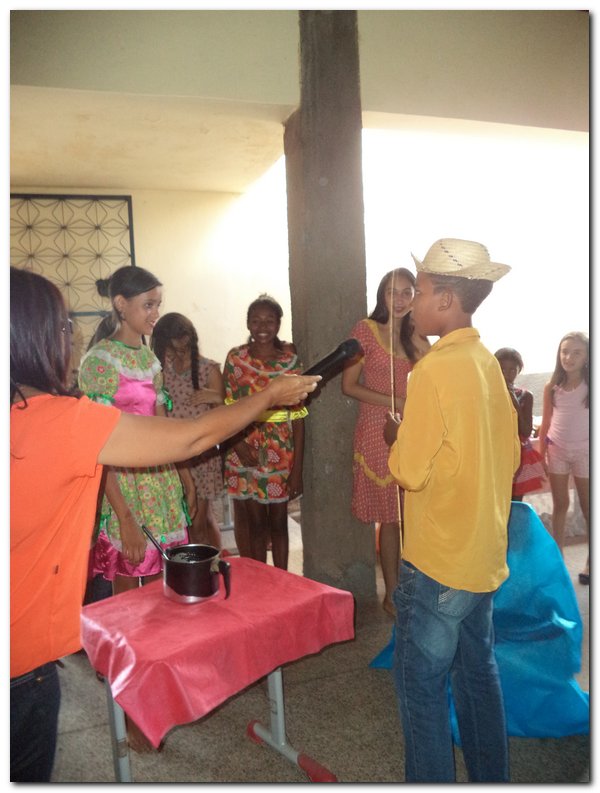 Escola João de Sousa Comemora o dia da Independência, do folclore e do estudante. - Imagem 113