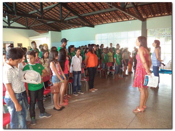 Escola João de Sousa Comemora o dia da Independência, do folclore e do estudante. - Imagem 82