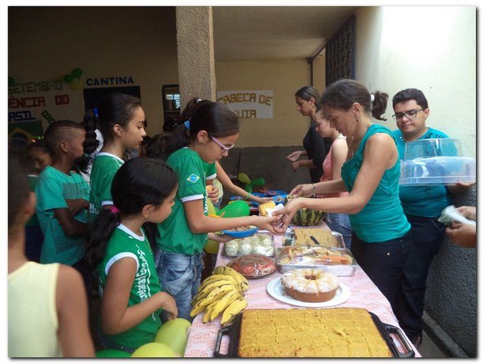 Escola João de Sousa Comemora o dia da Independência, do folclore e do estudante. - Imagem 74
