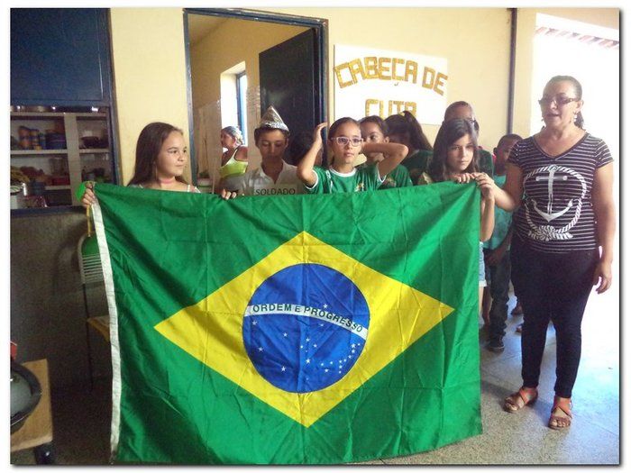 Escola João de Sousa Comemora o dia da Independência, do folclore e do estudante. - Imagem 60