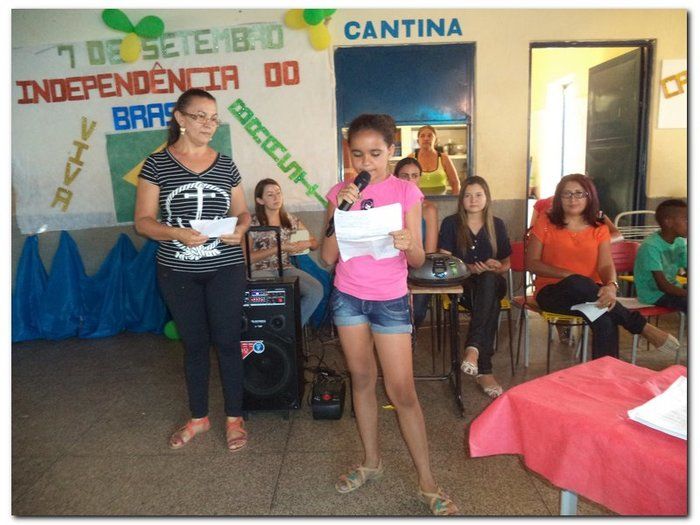 Escola João de Sousa Comemora o dia da Independência, do folclore e do estudante. - Imagem 91
