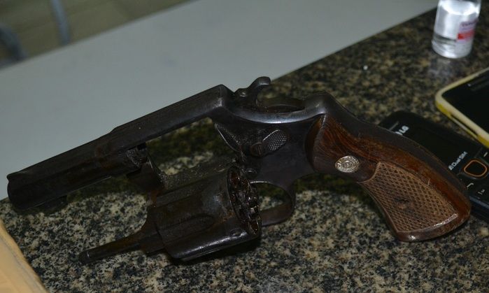 PM apreende quase 1 kg de maconha e prende quatro pessoas em Parnaíba - Imagem 5