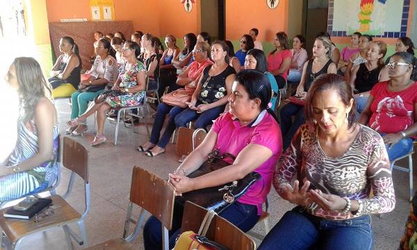 Professores da rede municipal de educação participam de capacitação - Imagem 6
