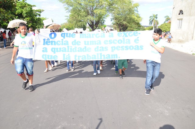 Depois de Muitos Anos Prefeitura Volta a Realizar Desfile Cívico Escolar - Imagem 55