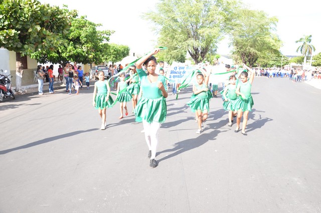 Depois de Muitos Anos Prefeitura Volta a Realizar Desfile Cívico Escolar - Imagem 53