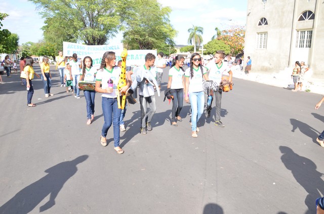 Depois de Muitos Anos Prefeitura Volta a Realizar Desfile Cívico Escolar - Imagem 61