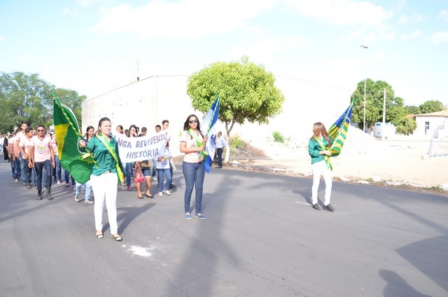 Depois de Muitos Anos Prefeitura Volta a Realizar Desfile Cívico Escolar - Imagem 7