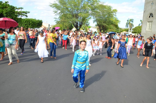 Depois de Muitos Anos Prefeitura Volta a Realizar Desfile Cívico Escolar - Imagem 83