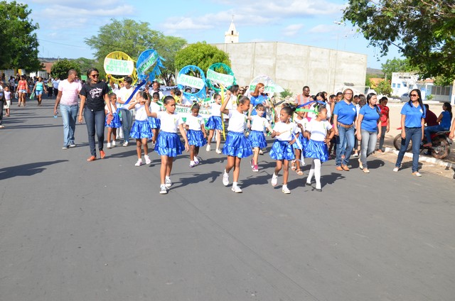 Depois de Muitos Anos Prefeitura Volta a Realizar Desfile Cívico Escolar - Imagem 121