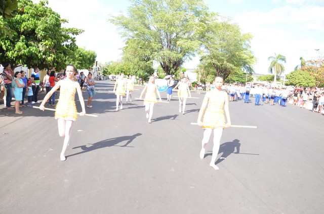 Depois de Muitos Anos Prefeitura Volta a Realizar Desfile Cívico Escolar - Imagem 65