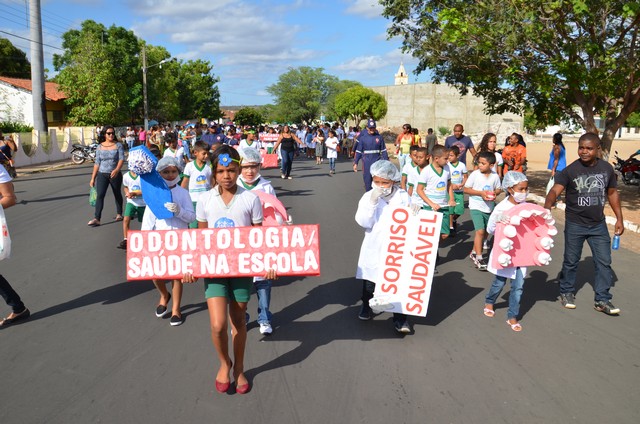 Depois de Muitos Anos Prefeitura Volta a Realizar Desfile Cívico Escolar - Imagem 105