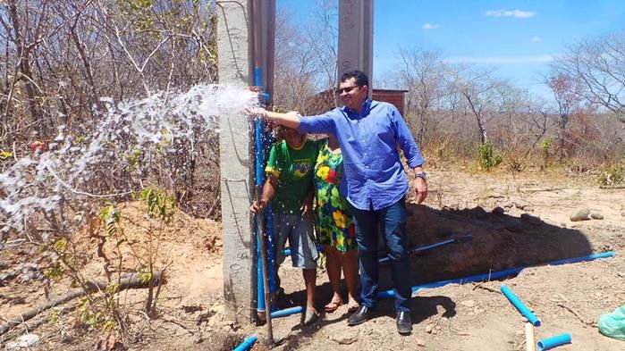 Prefeitura entrega poço na comunidade Canabrava - Imagem 3