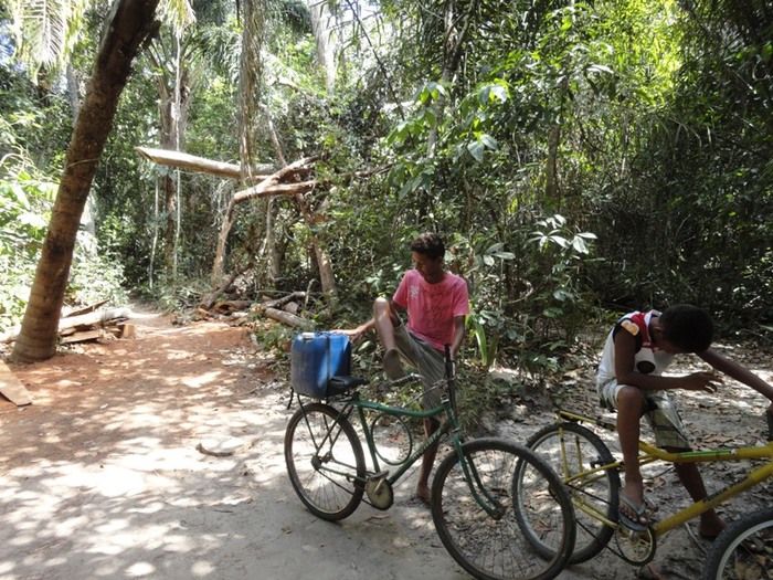 Única fonte de água natural pode secar - Imagem 18