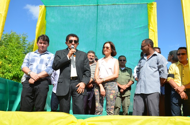 Depois de Muitos Anos Prefeitura Volta a Realizar Desfile Cívico Escolar - Imagem 216