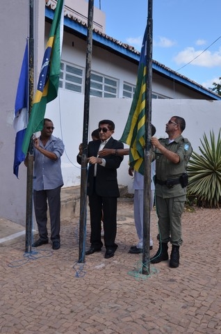 Depois de Muitos Anos Prefeitura Volta a Realizar Desfile Cívico Escolar - Imagem 201