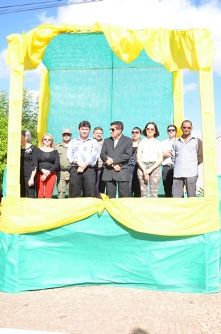 Depois de Muitos Anos Prefeitura Volta a Realizar Desfile Cívico Escolar - Imagem 164