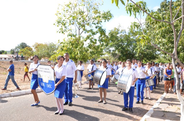 Depois de Muitos Anos Prefeitura Volta a Realizar Desfile Cívico Escolar - Imagem 170