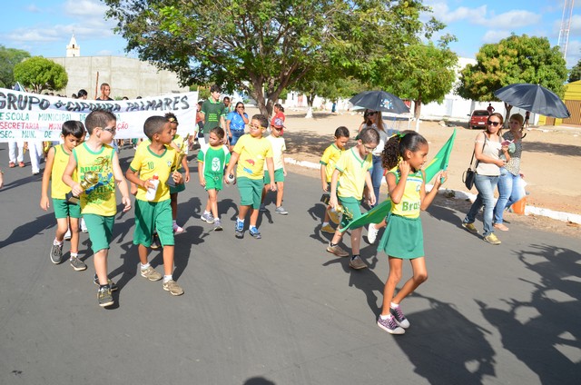 Depois de Muitos Anos Prefeitura Volta a Realizar Desfile Cívico Escolar - Imagem 125