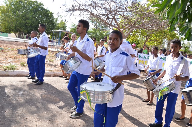 Depois de Muitos Anos Prefeitura Volta a Realizar Desfile Cívico Escolar - Imagem 147