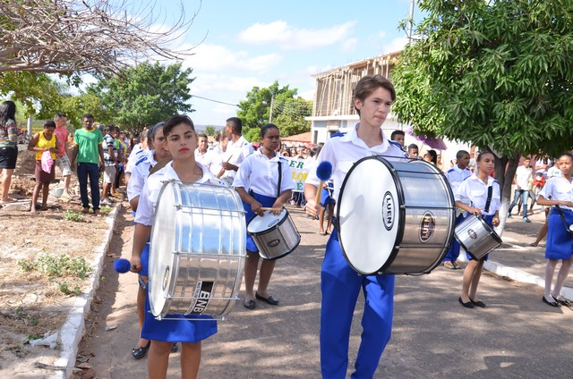 Depois de Muitos Anos Prefeitura Volta a Realizar Desfile Cívico Escolar - Imagem 154