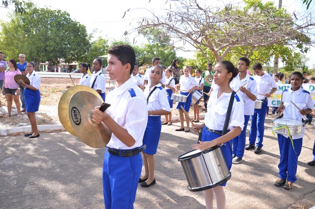 Depois de Muitos Anos Prefeitura Volta a Realizar Desfile Cívico Escolar - Imagem 149