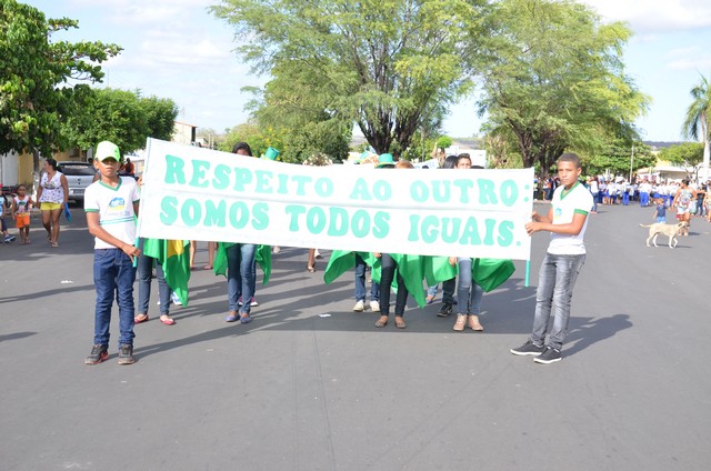 Depois de Muitos Anos Prefeitura Volta a Realizar Desfile Cívico Escolar - Imagem 57